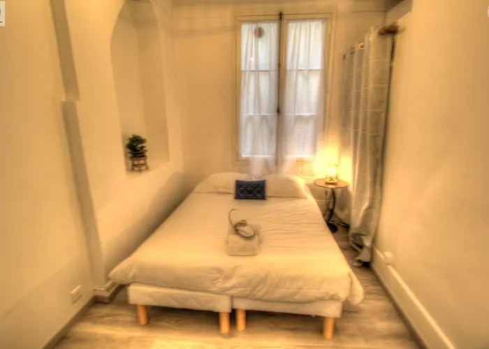 Alc - Ff39 - 9 Min Palais And Beaches *